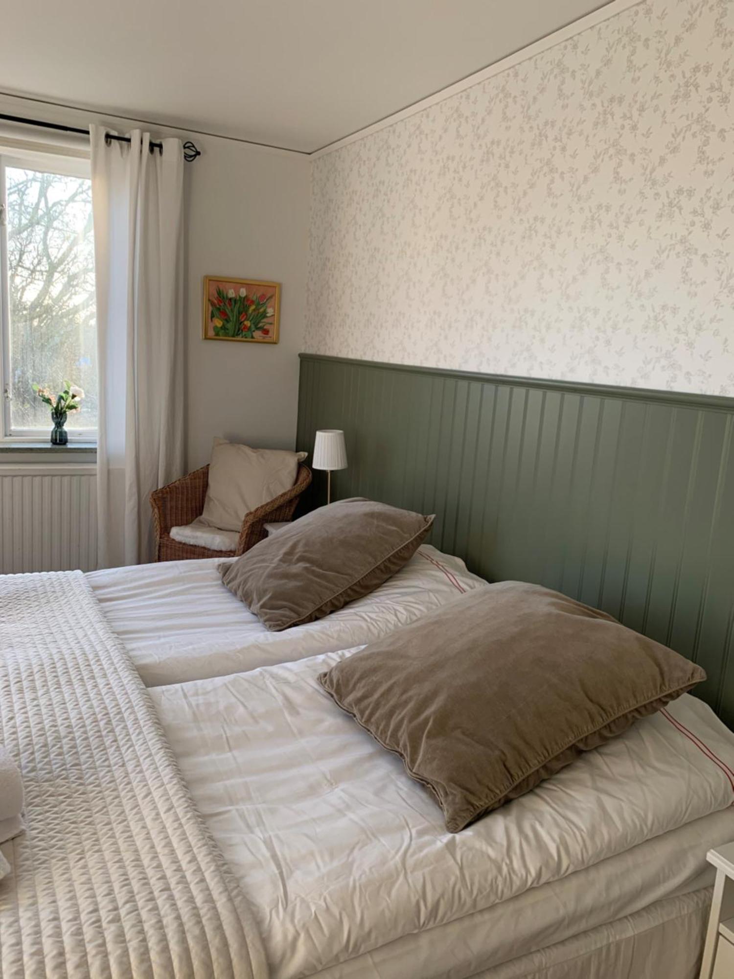 Svabesholms Kungsgards B&B Och Pensionat Stenshuvud Kivik Room photo